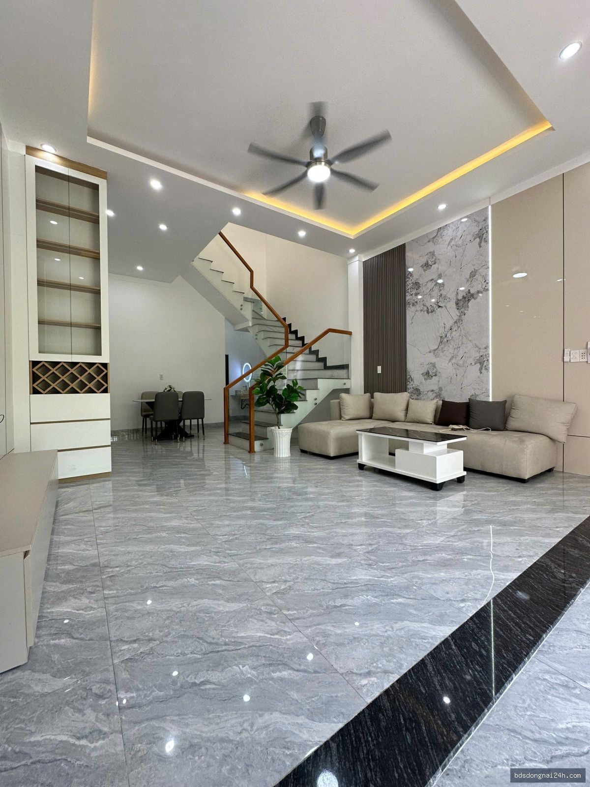 Bán nhà 1 trệt 1 lầu, sân ô tô, gần chợ tại Trảng Dài, Biên Hòa - Hình ảnh 23