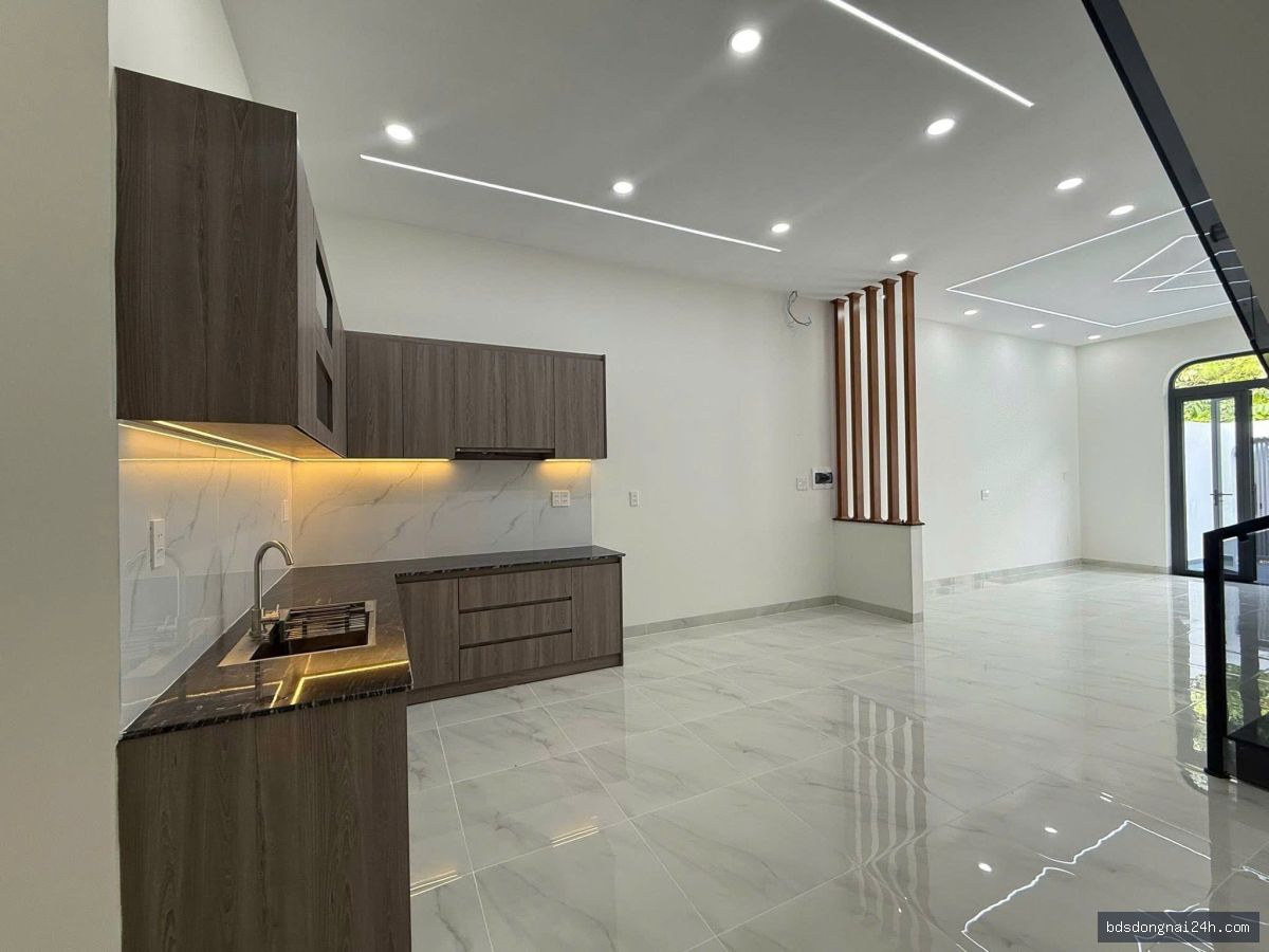 Bán nhà 1 trệt 1 lầu tại Trảng Bom (110m²)