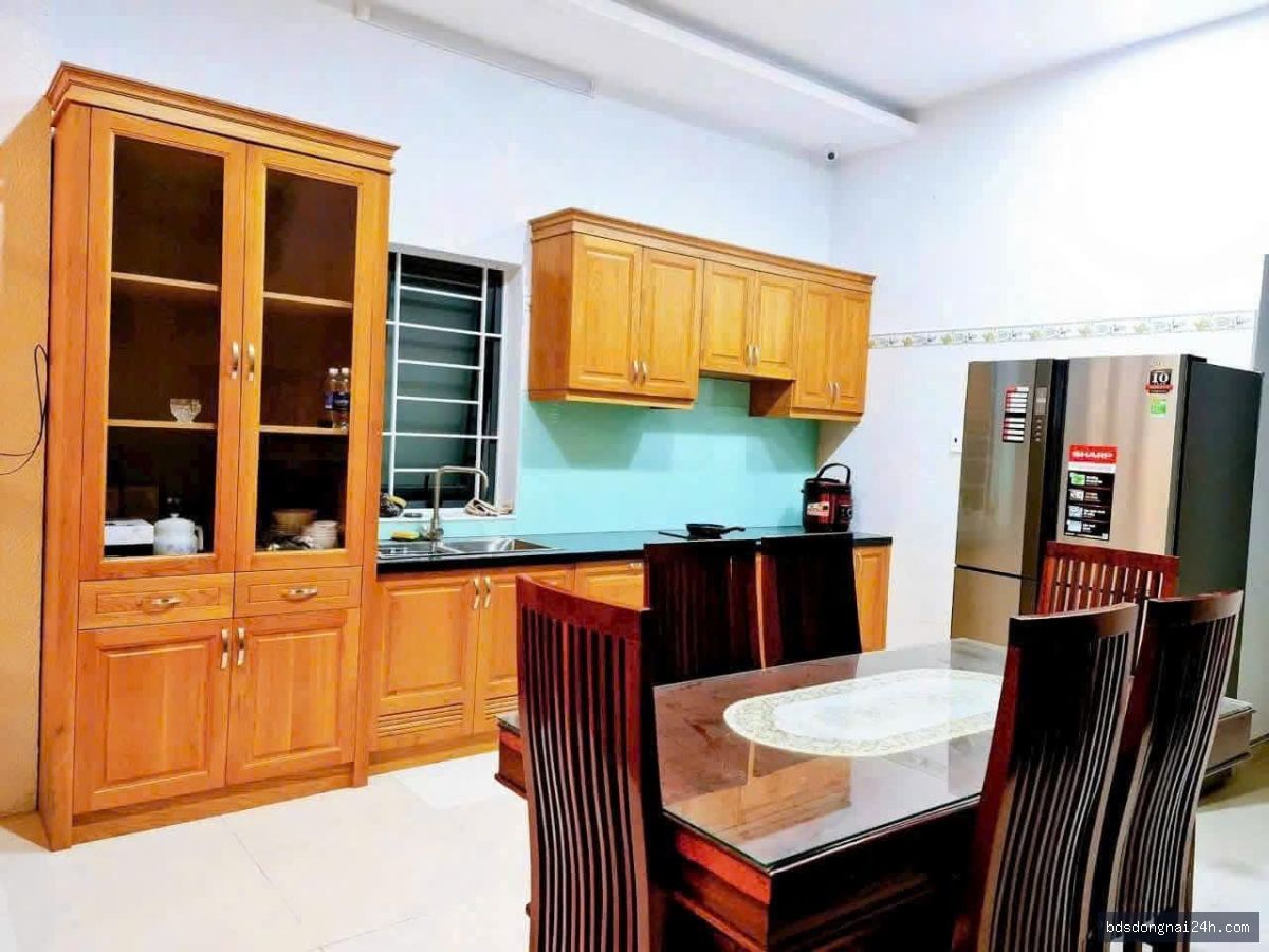 Cho thuê nhà 1 trệt 1 lầu sân ô tô - Hình ảnh 2