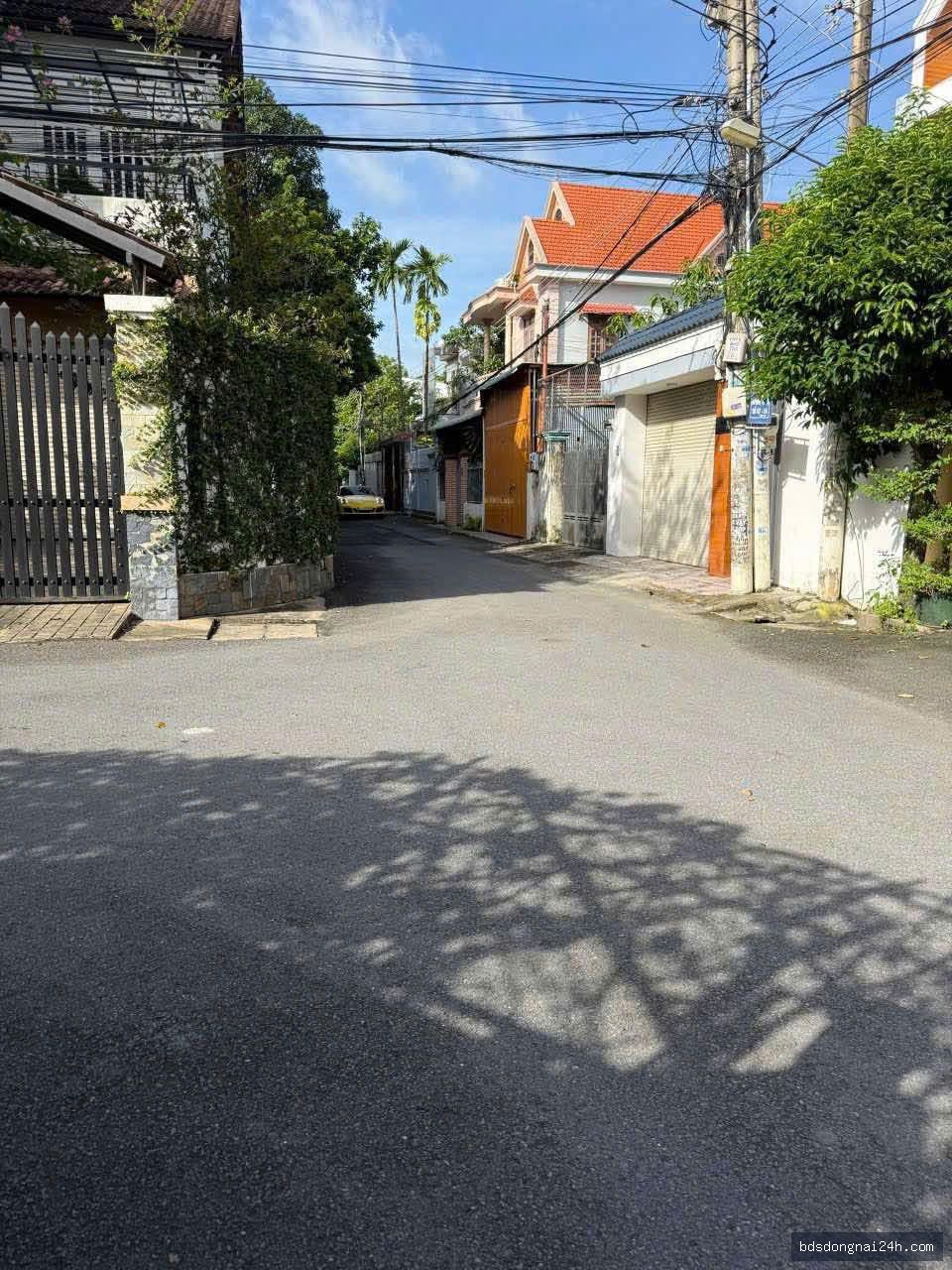 Bán nhà 1 trệt 1 lầu gần chợ tại Tân Phong, Biên Hòa (85m²) - Hình ảnh 2