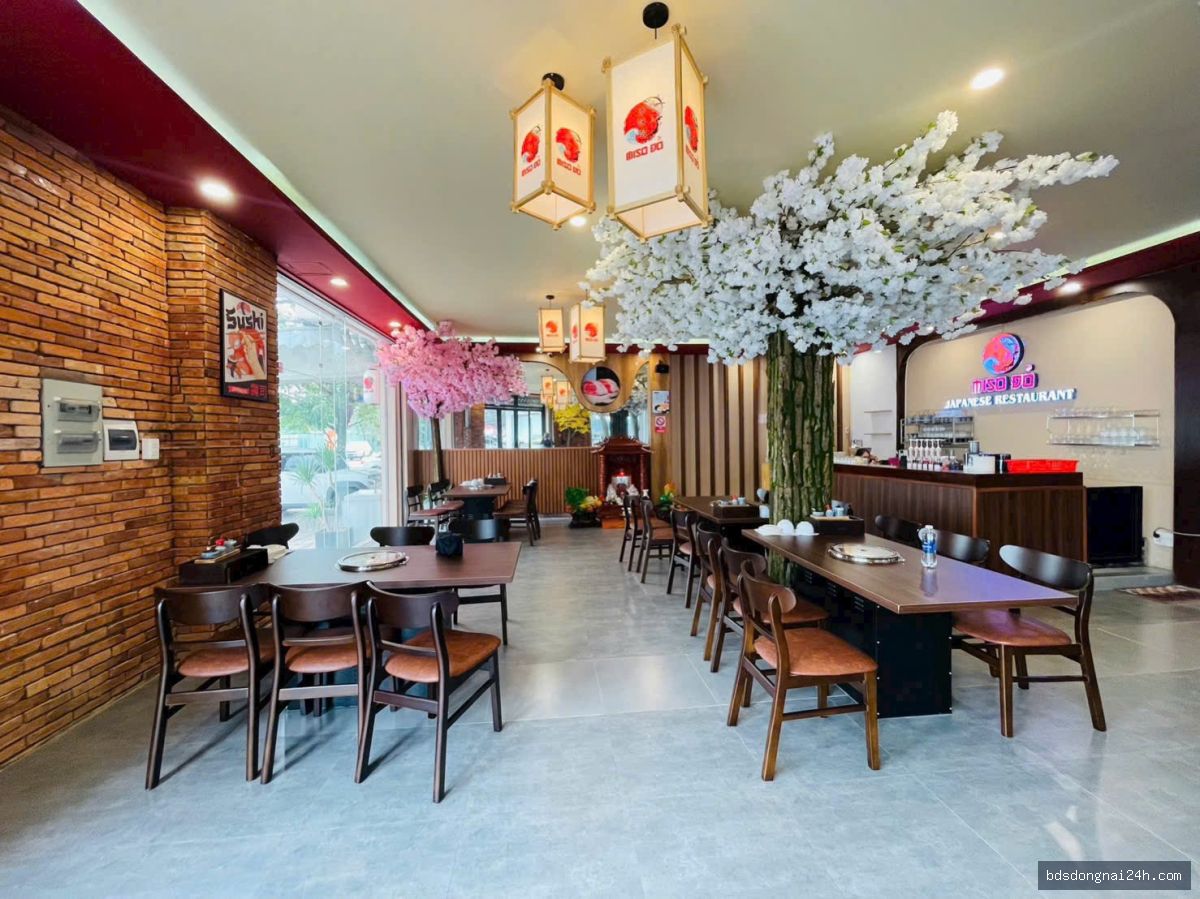 Bán mặt bằng kinh doanh (123.8m²)