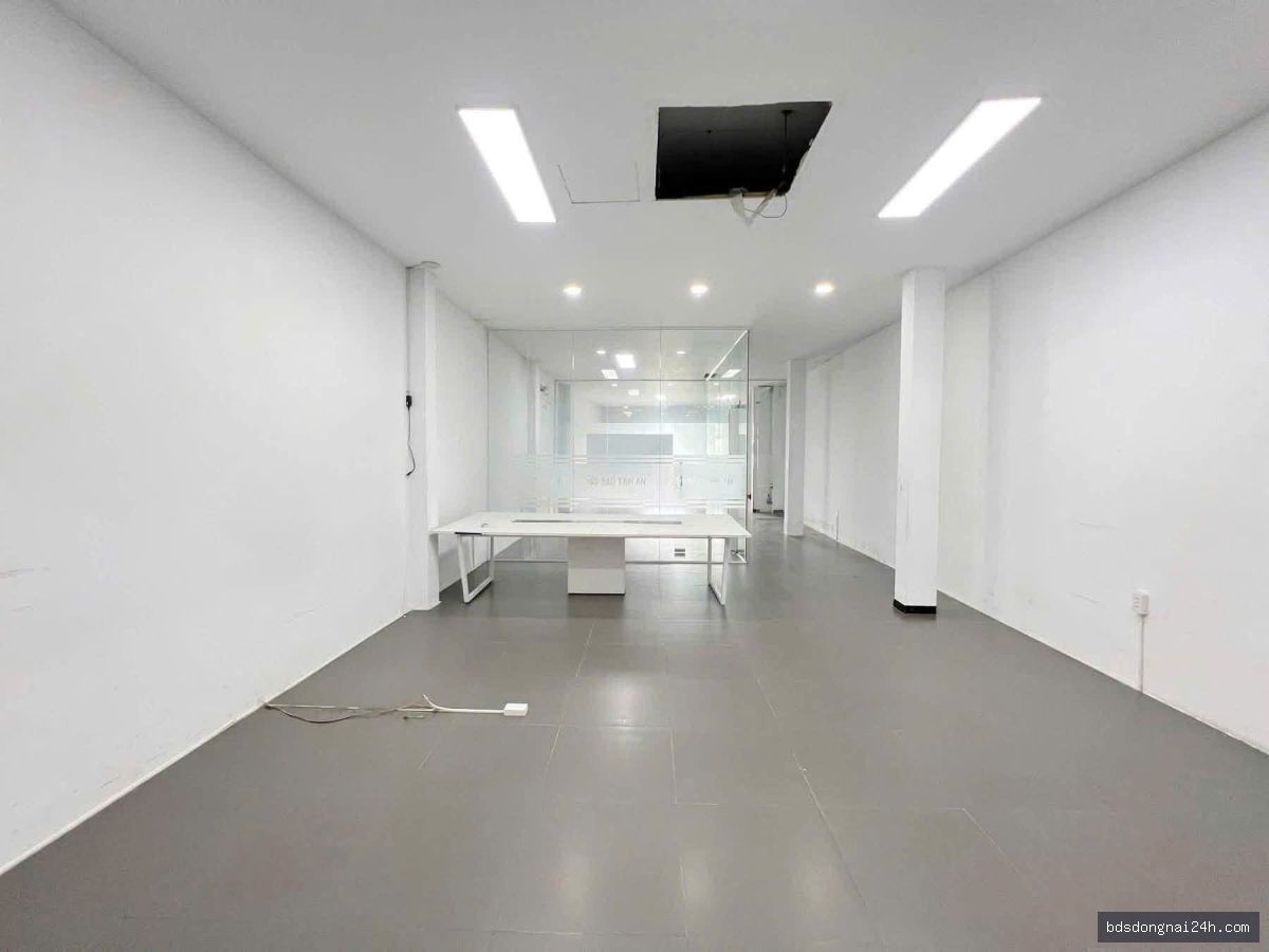 Cho thuê nhà phố mặt tiền tại Tam Hiệp, Biên Hòa (114m²)