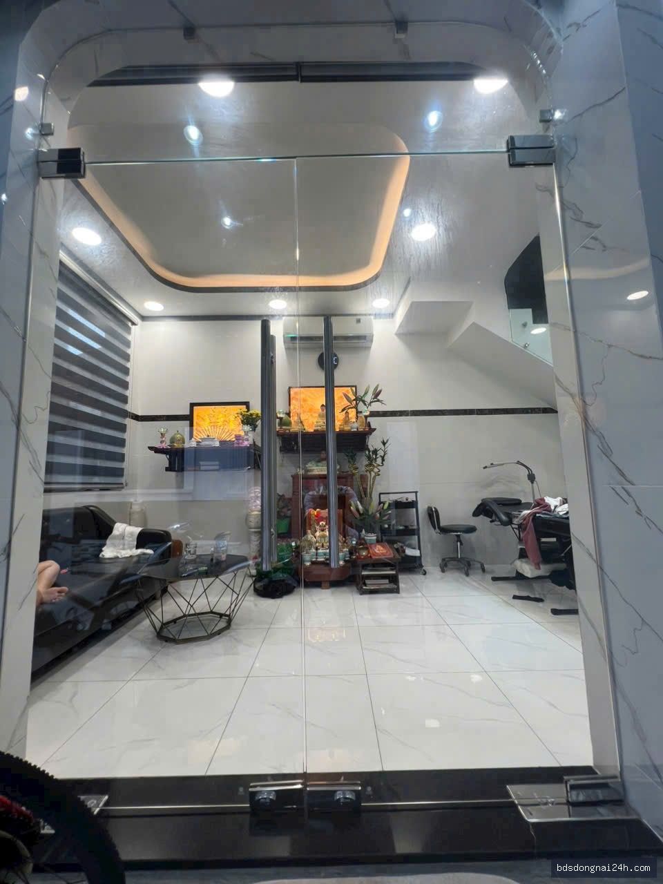 Bán nhà 1 trệt 1 lầu mặt tiền - Hình ảnh 10