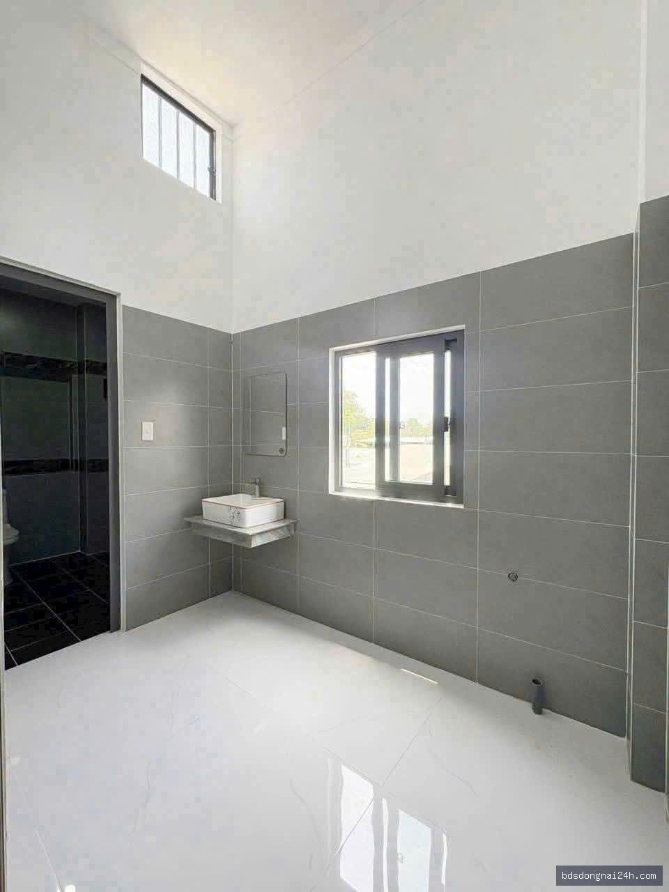 Bán nhà phố gần chợ tại Trảng Dài, Biên Hòa (95m²) - Hình ảnh 4