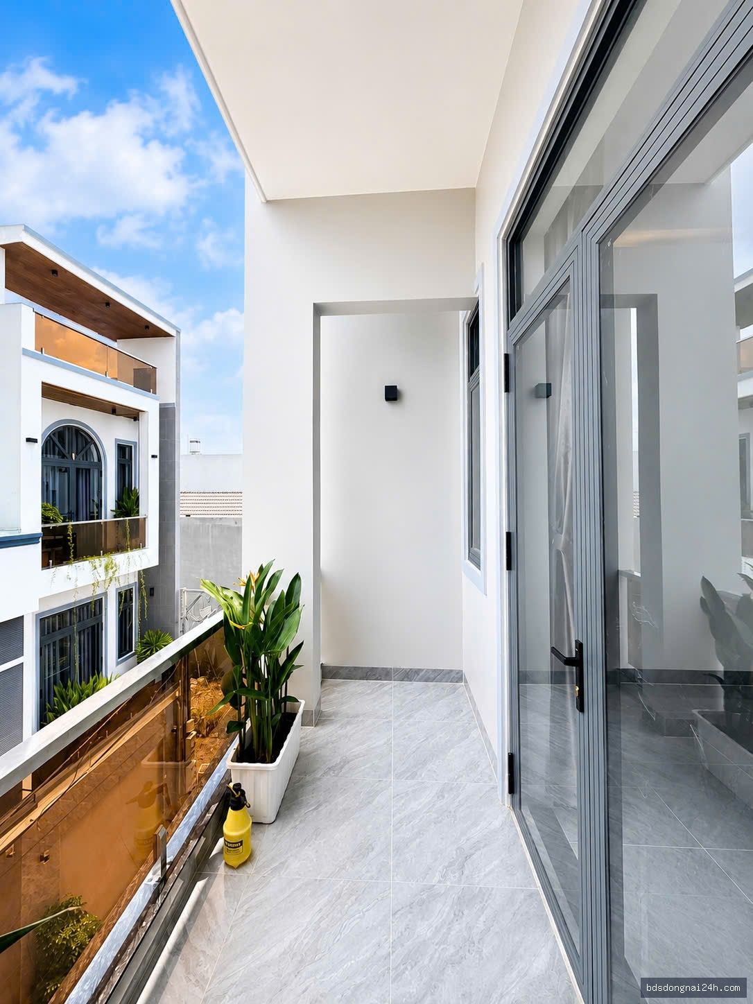 Bán nhà 1 trệt 2 lầu sân ô tô, full nội thất (80m²) - Hình ảnh 15