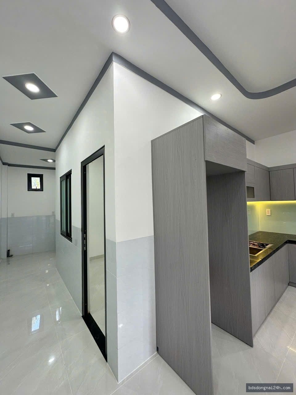 Bán nhà phố, sân ô tô, gần chợ tại Trảng Dài, Biên Hòa (100m²) - Hình ảnh 11