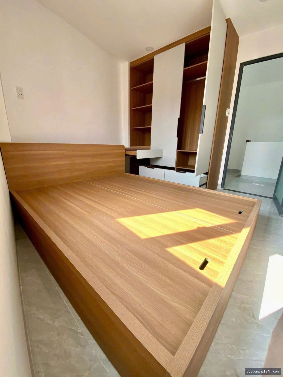 Bán nhà 1 trệt 1 lầu gần chợ - Hình ảnh 4