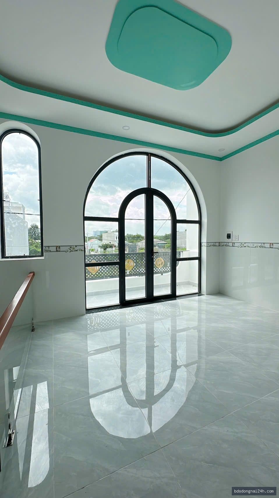 Bán nhà 1 trệt 1 lầu sân ô tô (90m²) - Hình ảnh 3