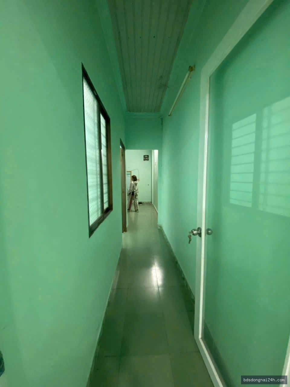 Cho thuê nhà phố sân ô tô, gần chợ tại Quang Vinh, Biên Hòa (100m2) - Hình ảnh 3