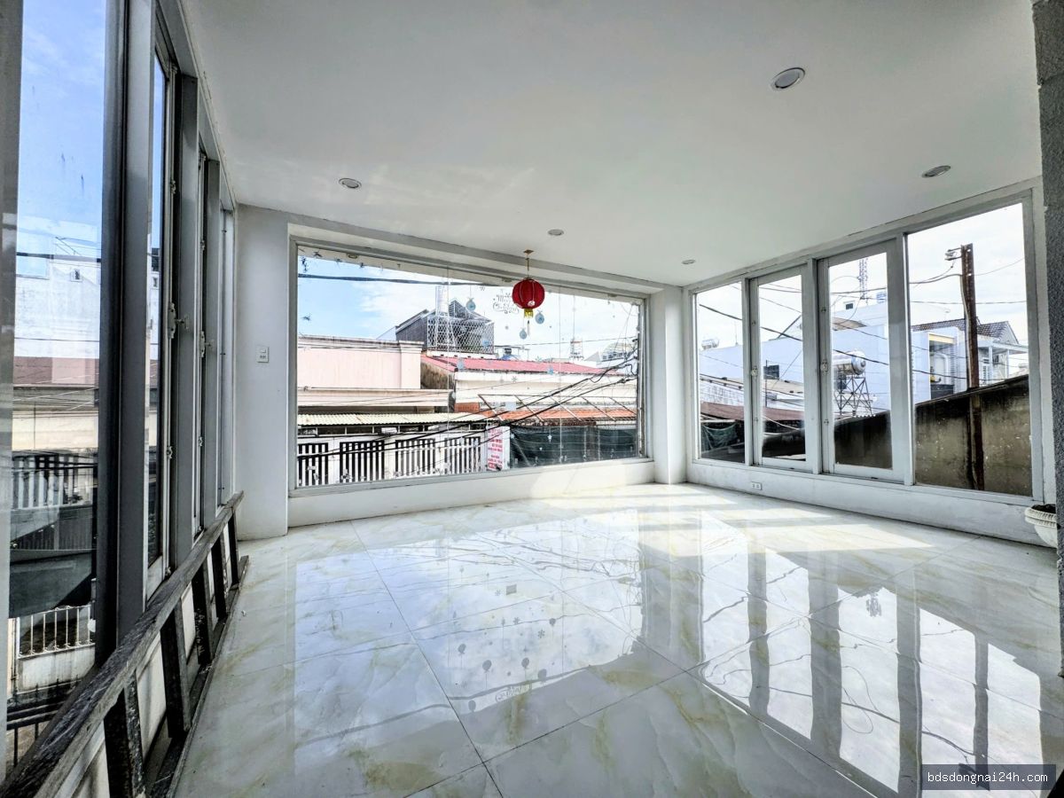 Bán nhà 1 trệt 2 lầu tại Hố Nai, Biên Hòa (105m²) - Hình ảnh 9