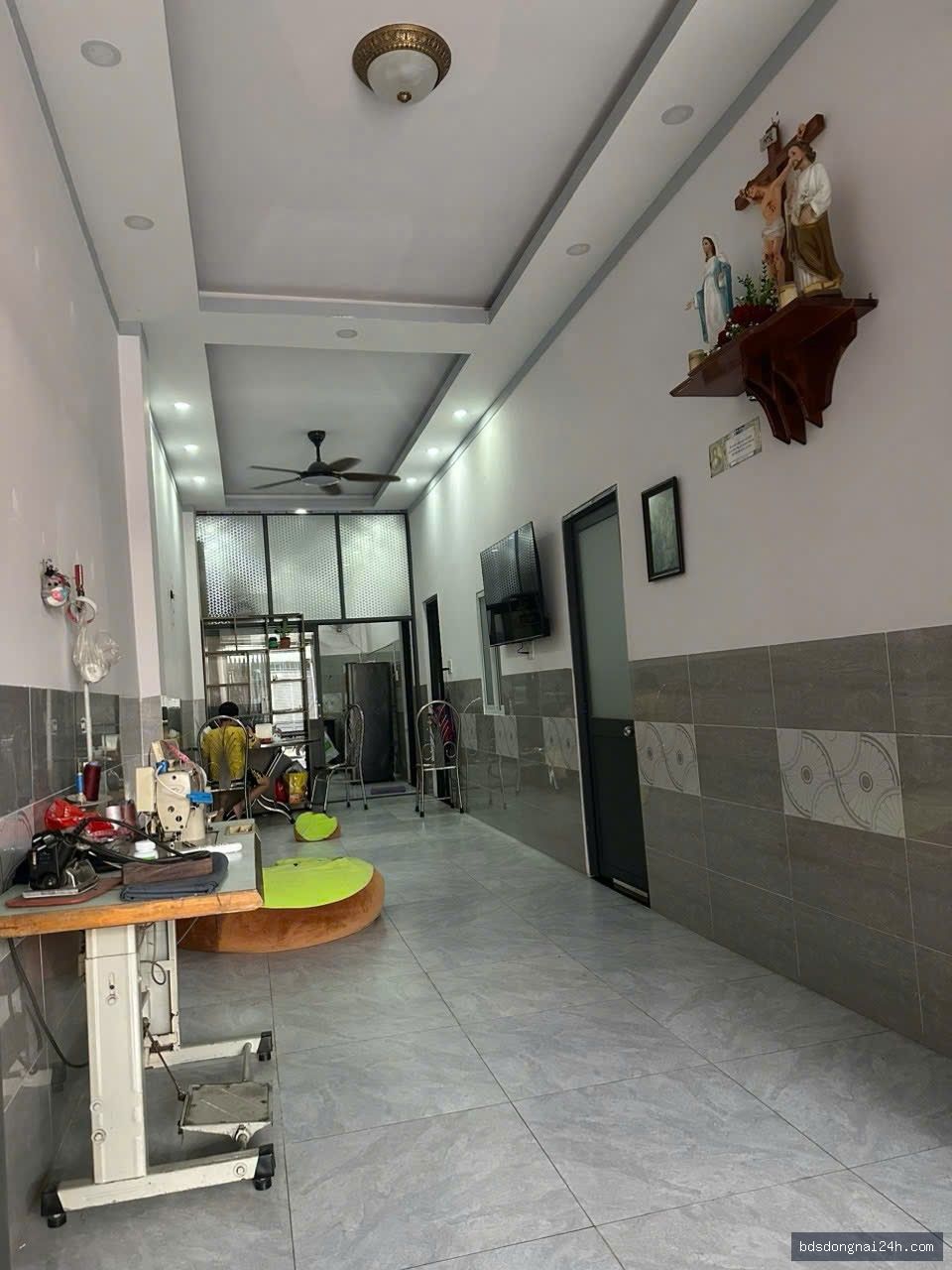 Bán nhà phố sân ô tô tại Trảng Dài, Biên Hòa (100m²) - Hình ảnh 3